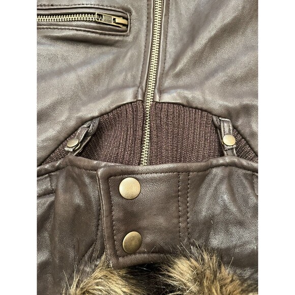 EMU Australia 100% Sheepskin Brown Leather Vest Size SMALL - Picture 15 of 16